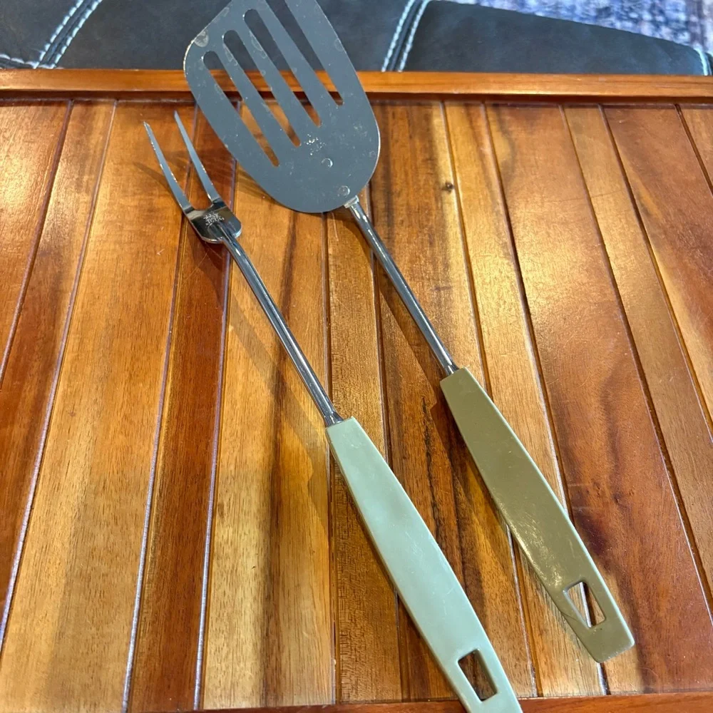 Vintage EKCO Slotted Spatula with Matching Fork Avocado Green Handle
